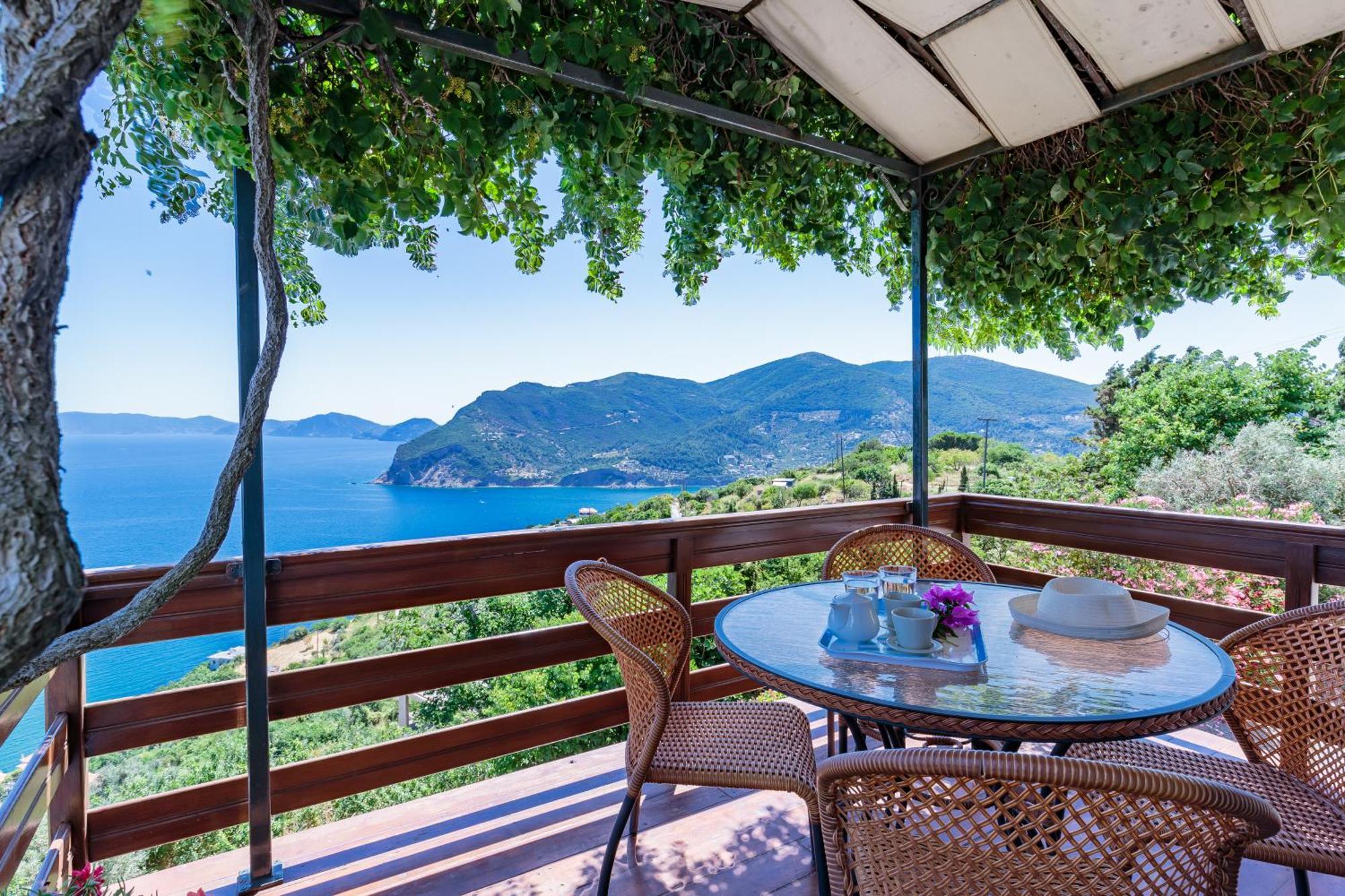 Stolios Apartment Skopelos Town Bagian luar foto