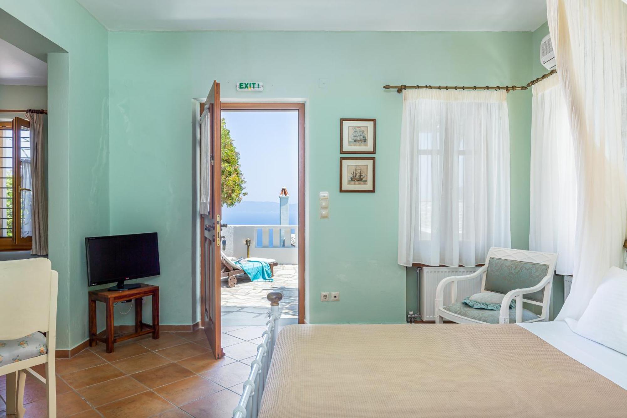 Stolios Apartment Skopelos Town Bagian luar foto